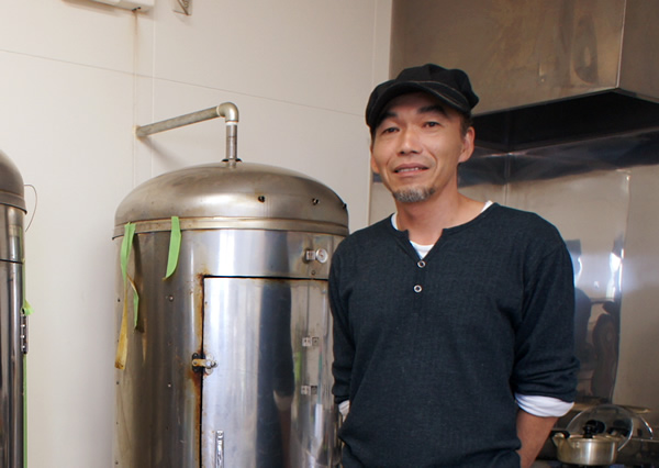 「燻製工房 熏助」溝上陽介さん